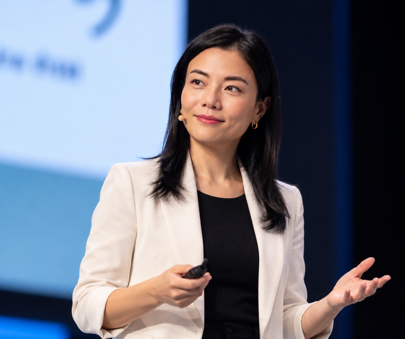 Maggie Hu